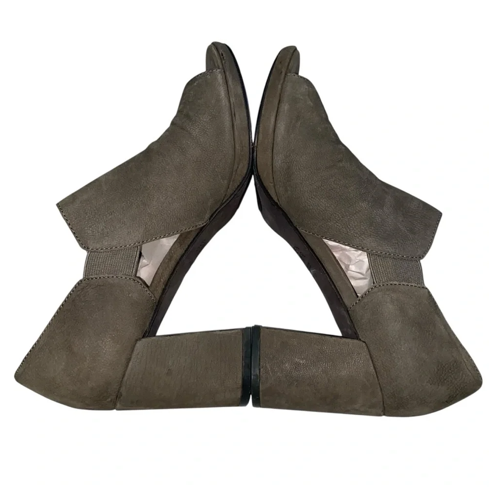 Eileen Fisher Milton Tumbled Nubuck Leather Size 8.5 Peep Toe Heel Graphite